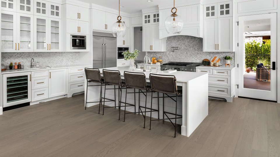 Hickory Marietta Roomscene