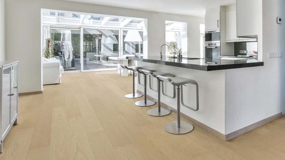 Oak Almond Roomscene